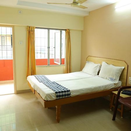 Hotel Suprabath Towers Тирупати Екстериор снимка