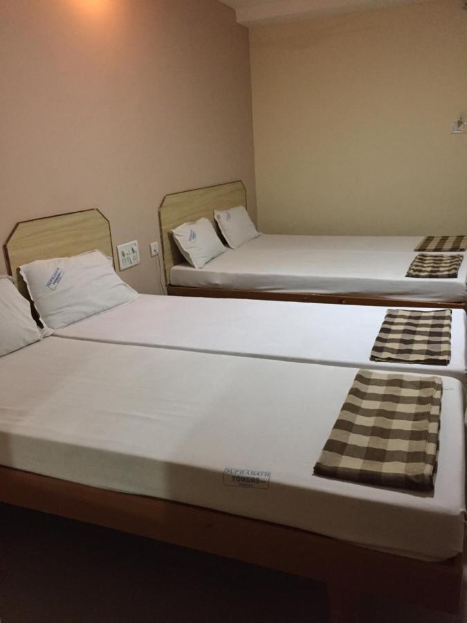 Hotel Suprabath Towers Тирупати Екстериор снимка