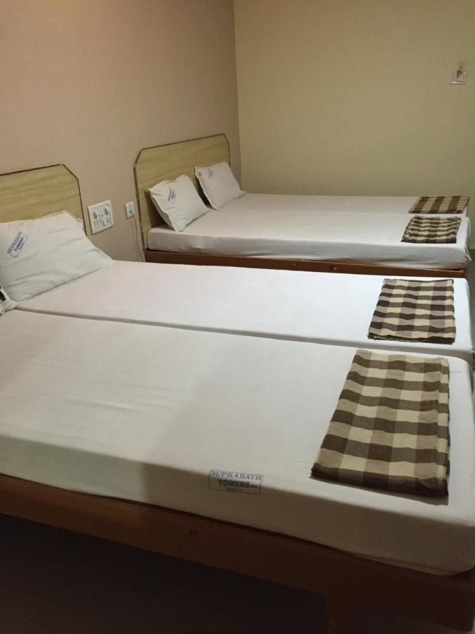Hotel Suprabath Towers Тирупати Екстериор снимка